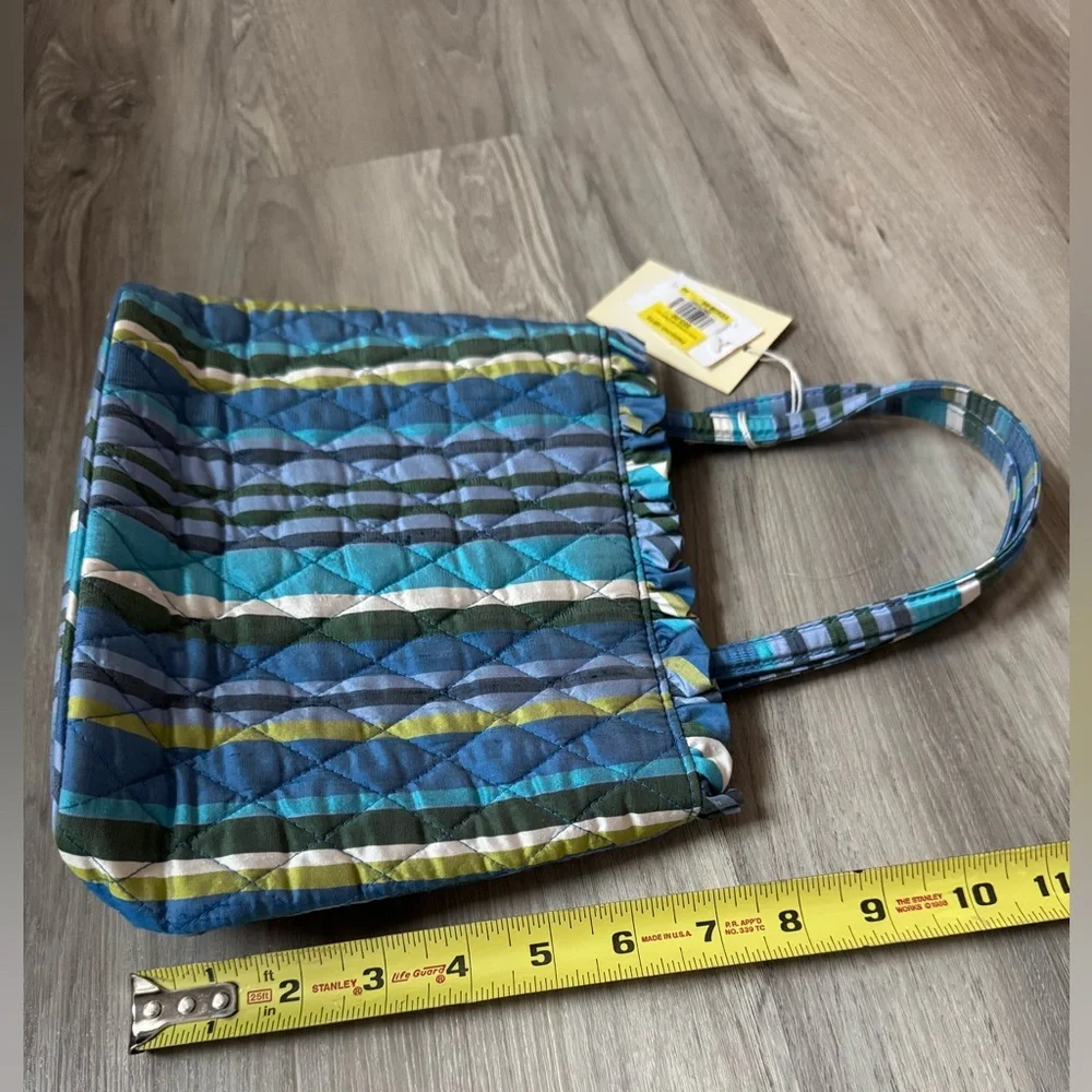VERA BRADLEY - Picture 7 of 11